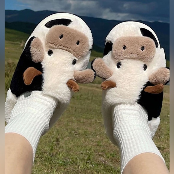 Cute Cow Slippers Durable Indoor Outdoor New Boutique - Picture 4 of 5